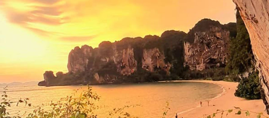 TONSAI BEACH